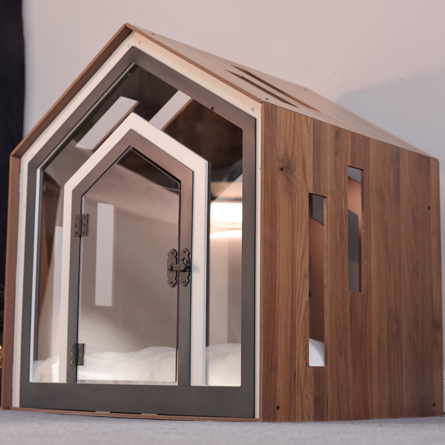 Hundehütte Calmo Walnuss aus Holz mit Kissen & wasserfestem Boden für kleine & große Hunde