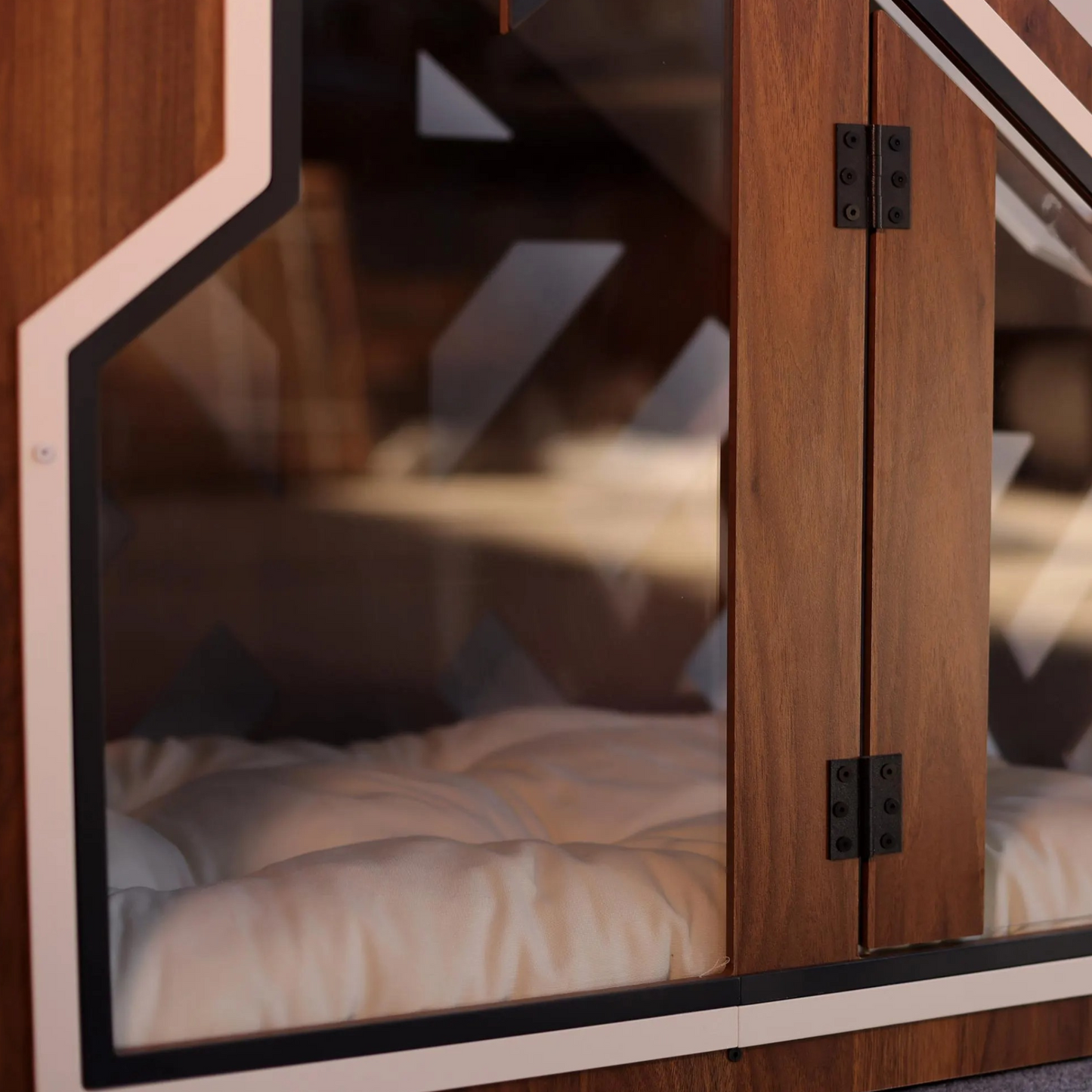 Hundehütte PawLuxe Walnuss Designer aus Holz mit Kissen & wasserfestem Boden für kleine & große Hunde