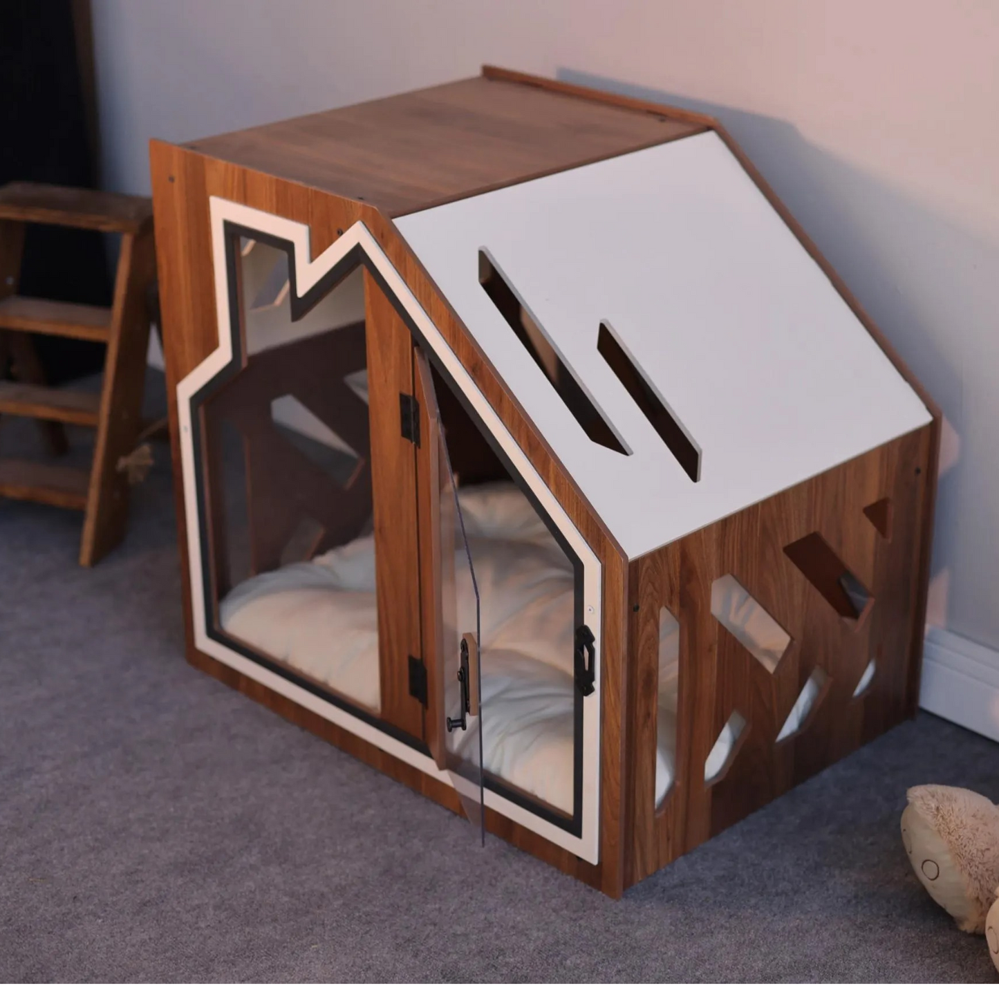 Hundehütte PawLuxe Walnuss Designer aus Holz mit Kissen & wasserfestem Boden für kleine & große Hunde