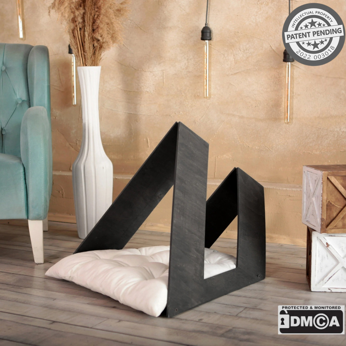 Hundehütte Trivio Designer aus Holz mit Kissen & stilvollem Dreiecksdesign
