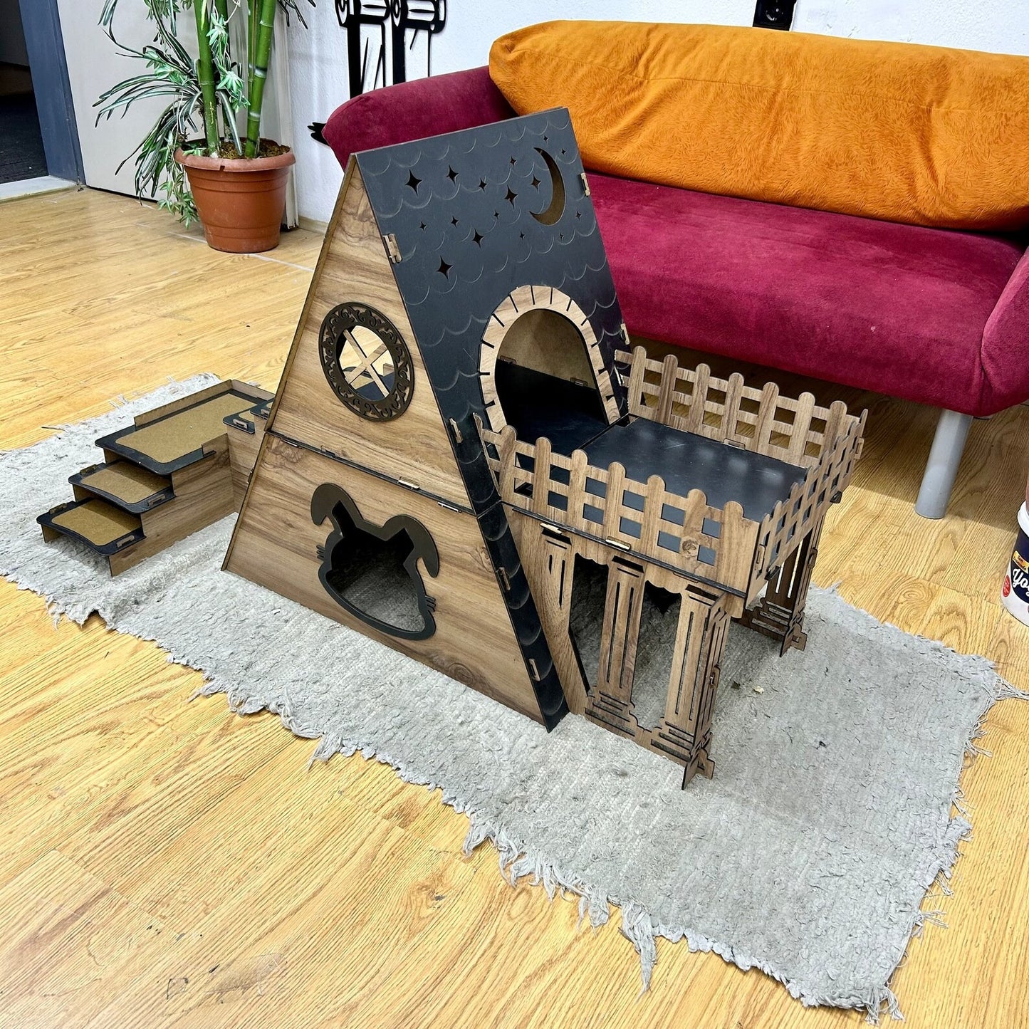 Kaninchenhaus Bungalow mit Terrasse – 2 Etagen & Heuraufe